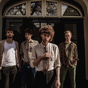 Olaf Putker & the Scenic Sound 的头像