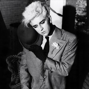 “Steve Strange”的封面