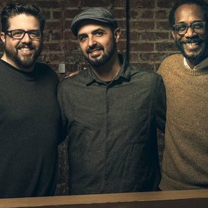 Jeff Denson, Romain Pilon & Brian Blade 的头像