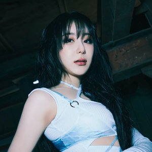 이채연 的头像