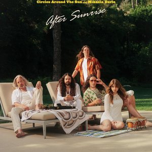 Circles Around The Sun, Mikaela Davis 的头像