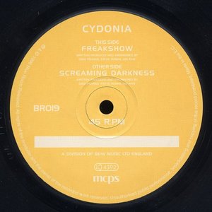 Screaming Darkness / Freakshow