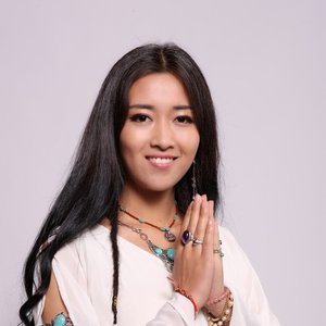 央吉玛 的头像