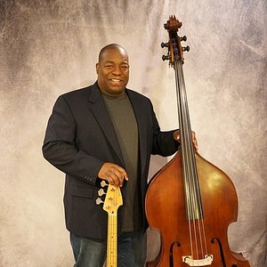 The Alex Dixon Band 的头像