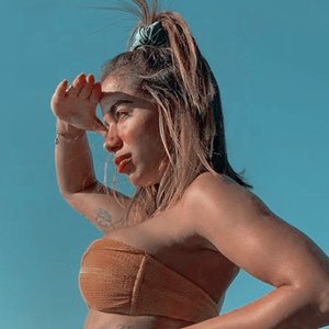 Anitta - Topic