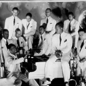 Earl Hines and His Orchestra photo provided by Last.fm