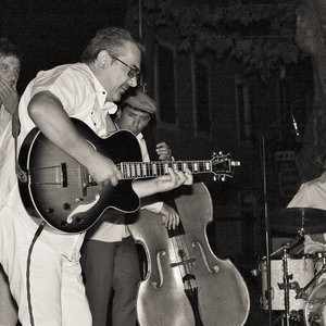 Image for 'Bellevue Swing'