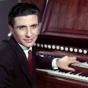 Avatar de Gilbert Bécaud