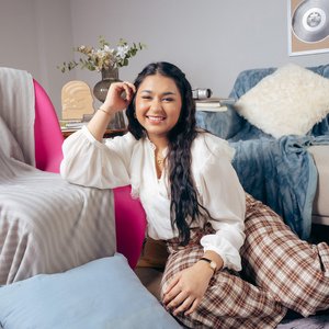 Anjelia Dom 的头像
