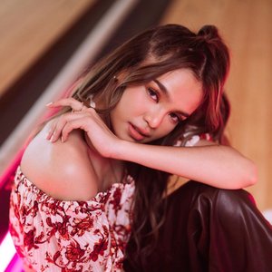 Zephanie 的头像