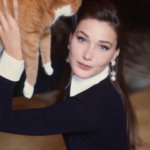 Аватар для Carla Bruni