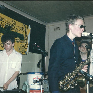 People With Chairs Up Their Noses photo provided by Last.fm