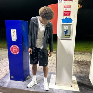 Breakingbonezz のアバター