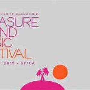 Live at Treasure Island Festival 2015