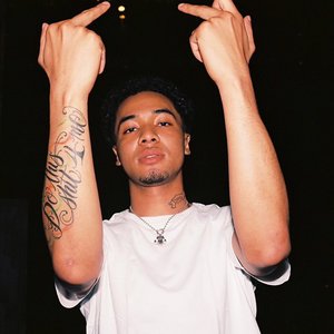 CFN MALIK 的头像