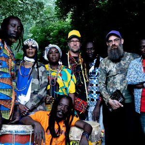 Chouk Bwa & The Ångströmers 的头像