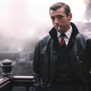 Yves Montand 的头像