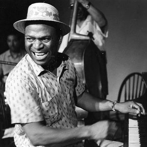 Earl Hines Quartet 的头像