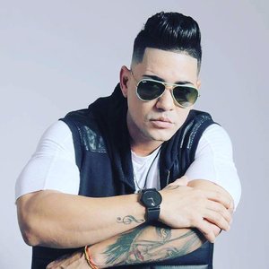 Baby Lores 的头像