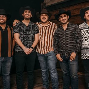 Grupo Frontera & Yahritza Y Su Esencia 的头像