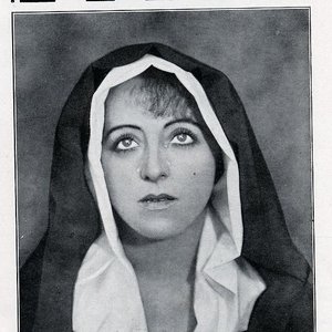 Blanquita Suarez 的头像