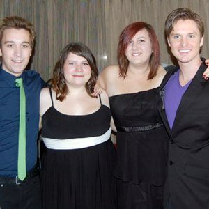 Andrew Sims, Laura Thompson, Matt Britton, and Elysa Montfort 的头像