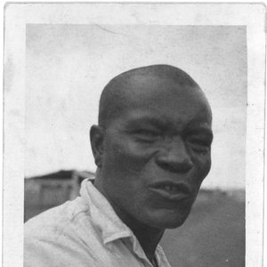 James "Iron-Head" Baker 的头像