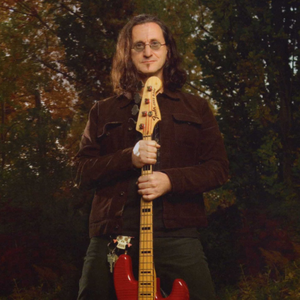 Geddy Lee photo provided by Last.fm