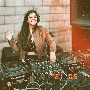 Avatar for Rïa Mehta