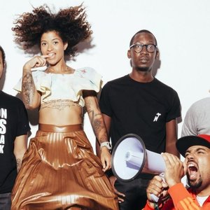 Buraka Som Sistema [feat. Petty] 的头像