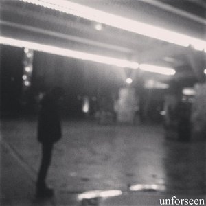 “Unforseen”的封面