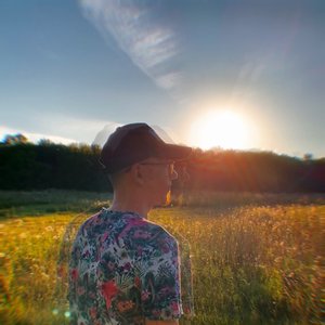 Sun-Loving Perennials 的头像
