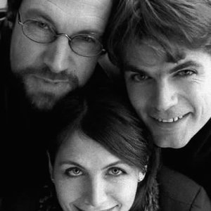 Kari, Ola & Lars Bremnes 的头像