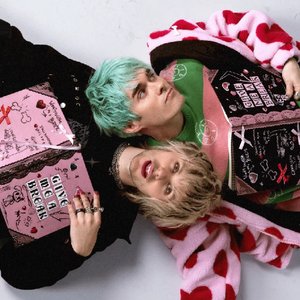 Michael Clifford, Waterparks 的头像