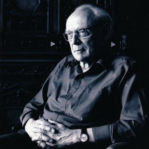 Pascal Bentoiu 的头像