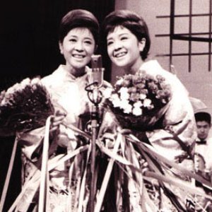 こまどり姉妹 的头像