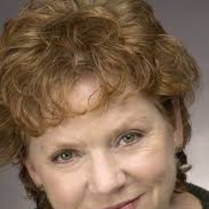 Becky Ann Baker 的头像