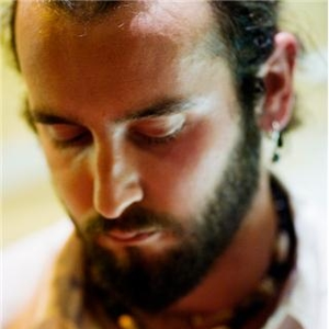 Alex Roberts photo provided by Last.fm