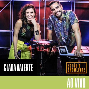 Clara Valente no Estúdio Showlivre (Ao Vivo)