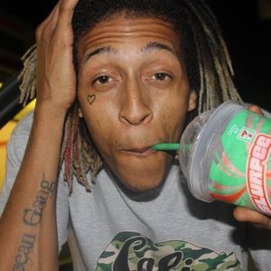 SkateGod 的头像