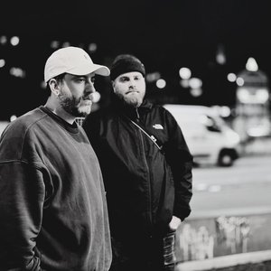 Backwards Charm 的头像