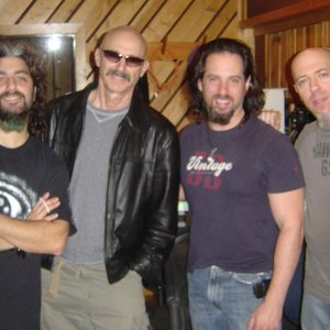 Jordan Rudess with Liquid Tension Experiment 的头像