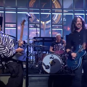 Avatar for H.E.R.  & Foo Fighters