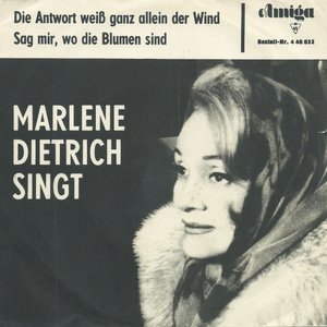 Die Antwort weiß ganz allein der Wind / Sag mir, wo die Blumen sind