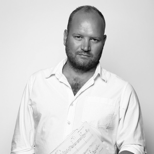 Paul Englishby photo provided by Last.fm