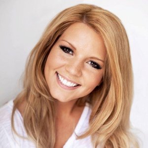 LeeAnn Akers 的头像