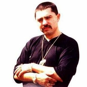 “Nicolae Gutsa”的封面