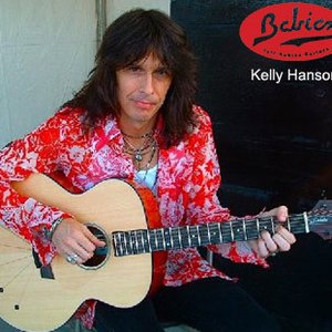 Kelly Hanson のアバター