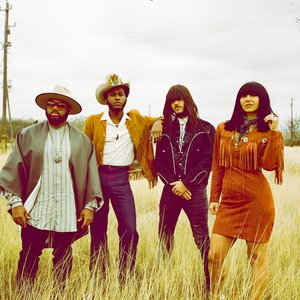 Khruangbin, Leon Bridges 的头像