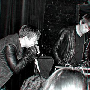 Cold Cave & Prurient 的头像